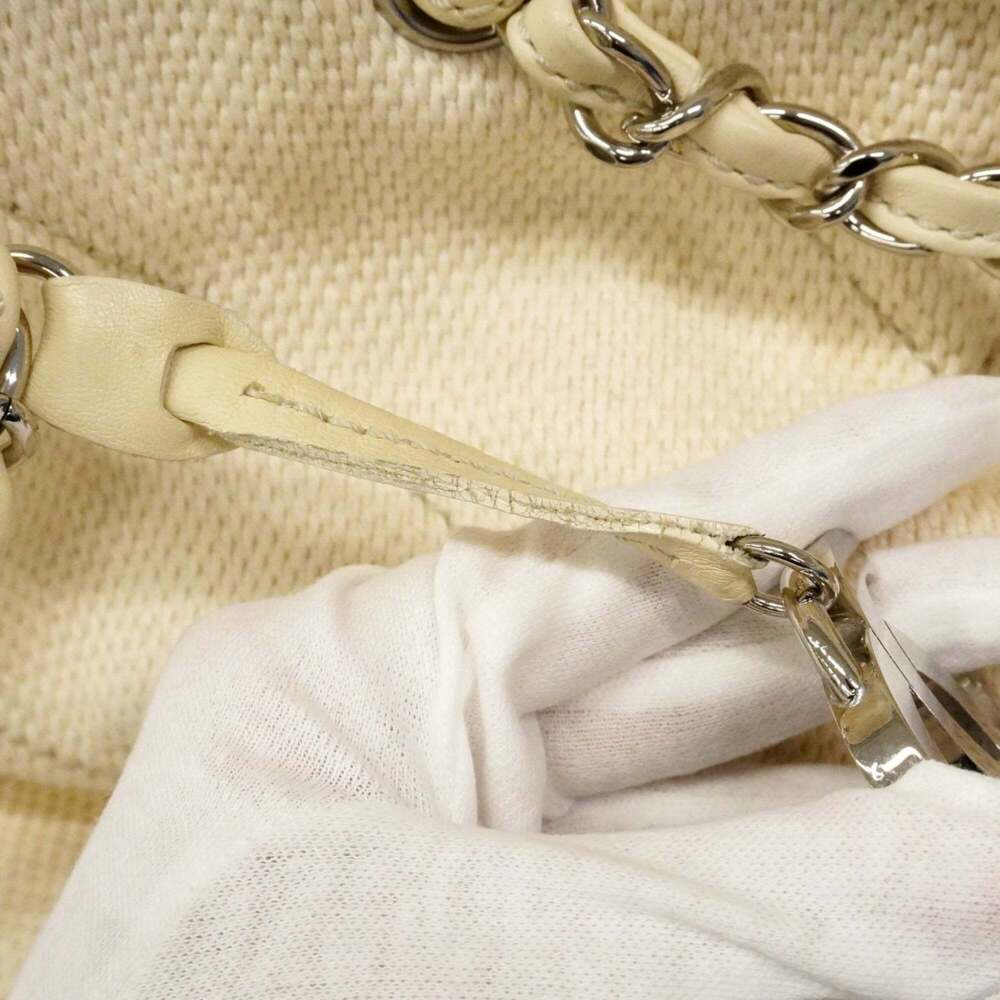 CHANEL White Canvas Tote Bag - Picture 6 of 16